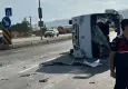 Mersin’de öğrenci servisi devrildi: 17 yaralı