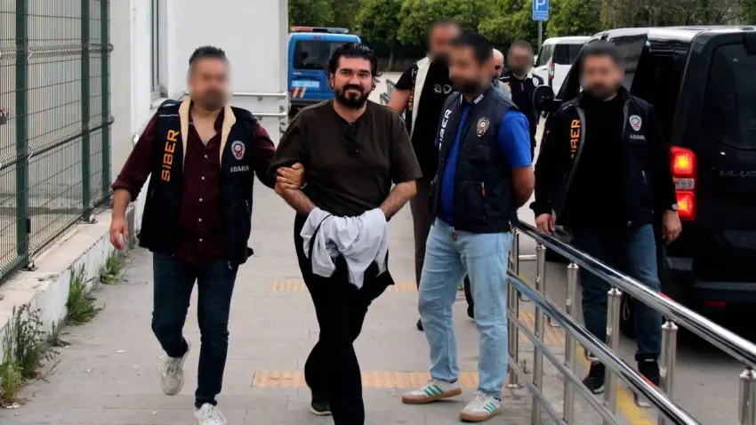Rasim Ozan Kütahyalı tutuklandı haberinin görseli