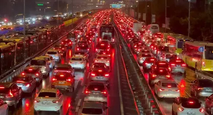 Trafikte son durum: Nisan ayında en çok gri renkli otomobiller tercih edildi