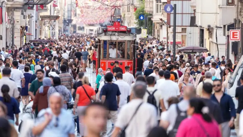 TÜİK rakamları açıkladı: Geniş tanımlı işsizlik tarihinin en yüksek ikinci seviyesinde haberinin görseli