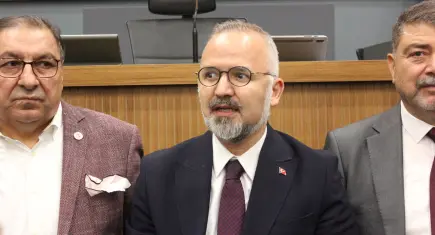 Yıldız: Korkan bir belediye başkanı var