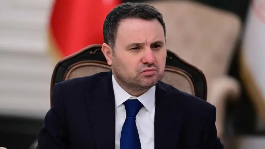 Akın Gürlek'ten 'Rasim Ozan Kütahyalı' açıklaması haberinin görseli