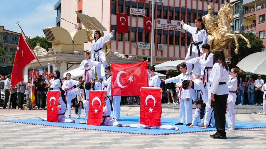 Başkan Pehlivan’dan 19 Mayıs Mesajı: “Gençliğin Yanında Olmak, Geleceğe Sahip Çıkmaktır” haberinin görseli