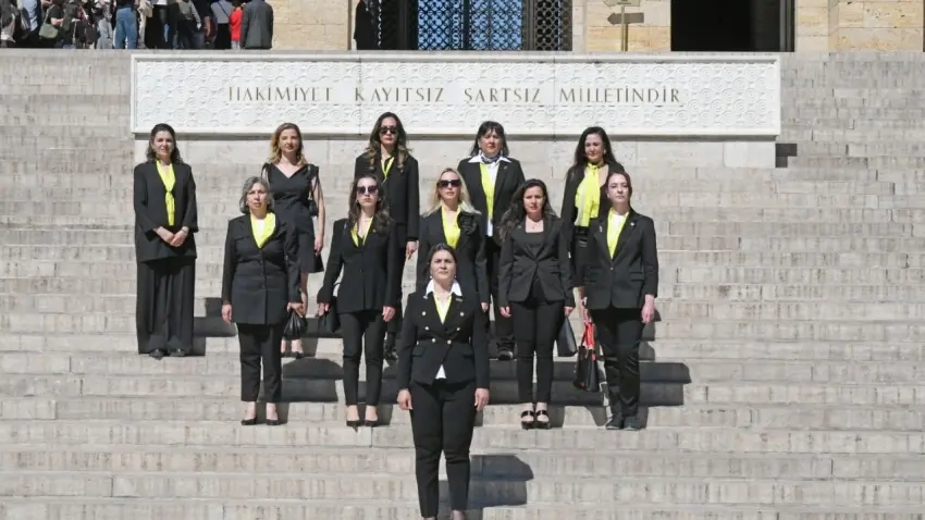 BPW İzmir’den Anıtkabir’e anlamlı ziyaret haberinin görseli