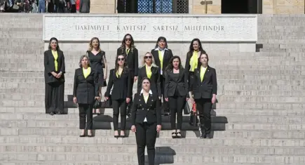 BPW İzmir’den Anıtkabir’e anlamlı ziyaret
