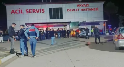 Husumetli grupların silahlı kavgası: 6 yaralı