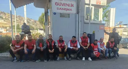 Konak’ta sendikal kriz: Çöp toplama hizmeti durdu