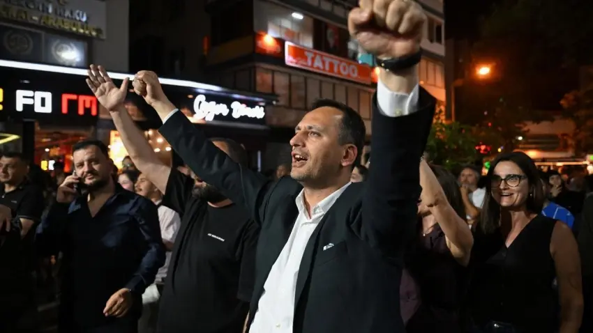 &Ouml;mer Eşki