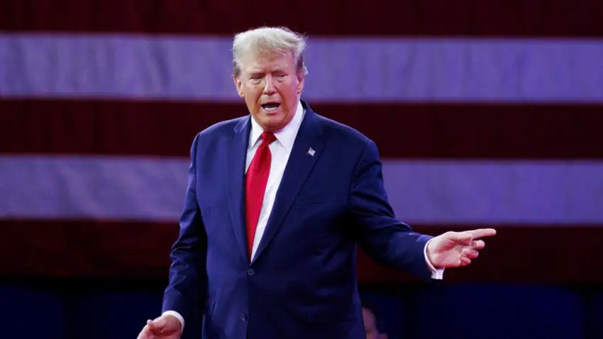 Trump’tan İran açıklaması: Yeniden saldırılara dönebiliriz haberinin görseli