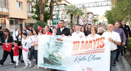 19 Mayıs Çiğli’de büyük coşkuyla kutlandı