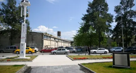 Bornova parklarında hibrit enerji dönemi