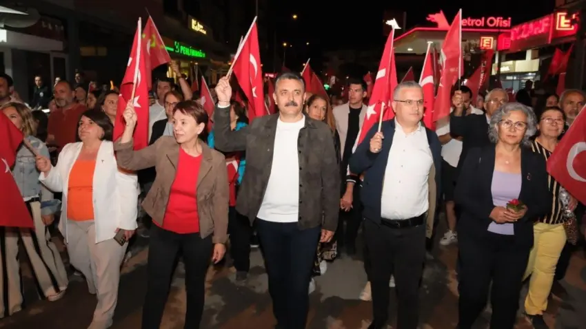 Dikili’de 19 Mayıs Bayramı büyük coşkuyla kutlandı haberinin görseli