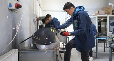 Eğitim-İş’ten yeni rapor: MESEM’ler Üzerine Mitler ve Gerçekler