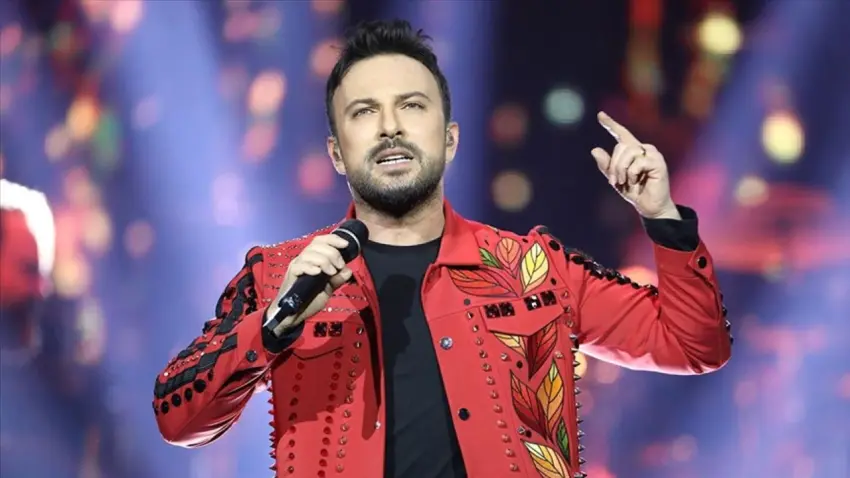 Megastar'dan beklenen açıklama: Tarkan milli takım marşı yazacak mı?  haberinin görseli