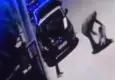 Oğlunun kavga ettiği 12 yaşındaki çocuğu sokakta darp etti