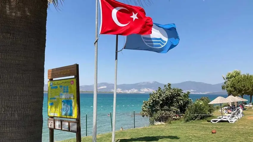 Türkiye kıyılarında mavi bayrak rekoru: Dünyada bir kez daha ilk 3'teyiz! haberinin görseli