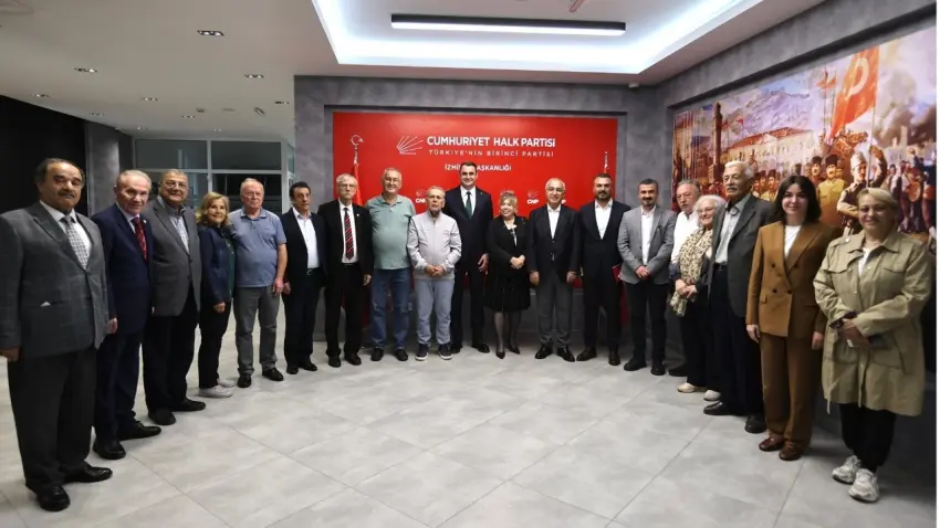 CHP İzmir’den sahada güçlendirme hamlesi haberinin görseli