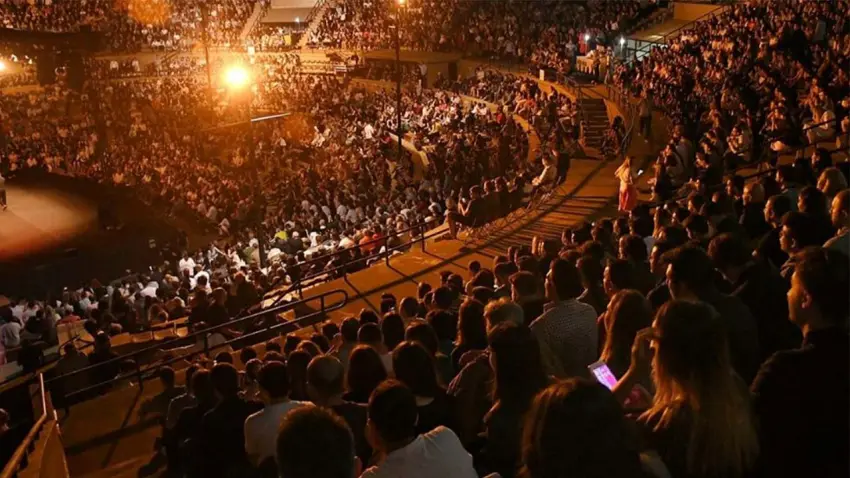Edip Akbayram ve Volkan Konak İzmir’de şarkılarla anılacak haberinin görseli