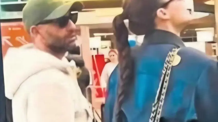 Hande Erçel ile yeni sevgilisi Onur Güvenatam havalimanında yakalandı haberinin görseli