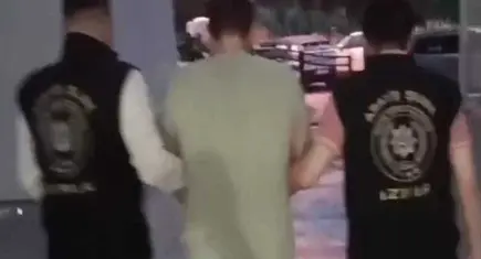 İzmir’de suçlulara şafak darbesi:157 gözaltı!
