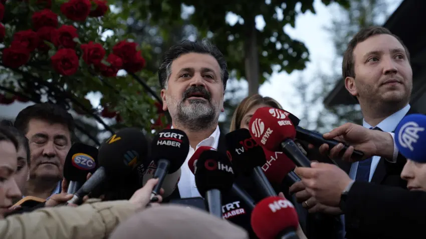 Kılıçdaroğlu'nun avukatı Çelik: Genel Başkanımız birazdan Özgür Özel'i arayacak