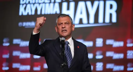 Mutlak butlan kararı sonrası Özgür Özel’den açıklama