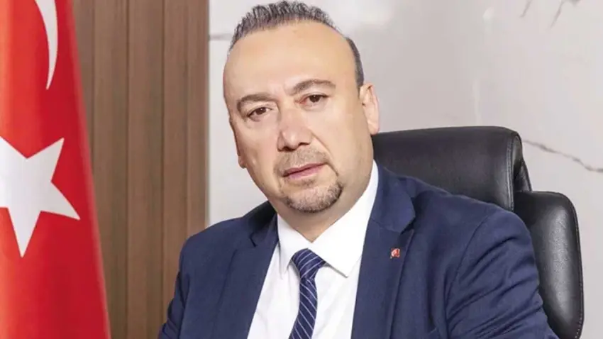 Özkan Yalım'ın telefonundan çıkan şok mesajlar: CHP kurultayındaki delege pazarlıkları deşifre oldu haberinin görseli