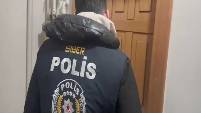 Sahte TOKİ siteleriyle 9 milyon TL'lik vurgun! Siber polisten 13 ilde eş zamanlı darbe haberinin görseli