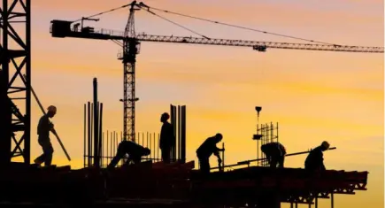 Ticarette güven arttı, inşaat ve hizmet sektörü kan kaybetti