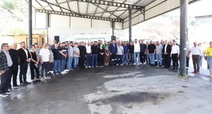 Başkan Onur Emrah Yıldız personelle bayramlaştı