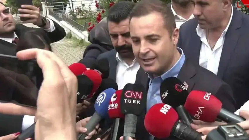 CHP’de 'Mutlak Butlan' trafiği başladı: Kılıçdaroğlu ile görüşen Ahmet Akın arabulucu oluyor haberinin görseli