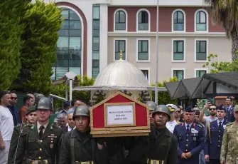 Kalp Krizi Geçiren Akhisar Garnizon Komutanı İzmir’de son yolculuğuna uğurlandı