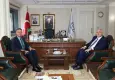 Yargıtay Onursal Başkanı Akarca’dan İzmir Eğitim Müfettişleri Başkanı Koray Aykurt’un kitabına övgü