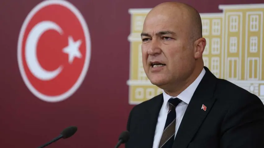 CHP’li Murat Bakan: Türkiye’de tam anlamıyla yargı vesayeti var haberinin görseli