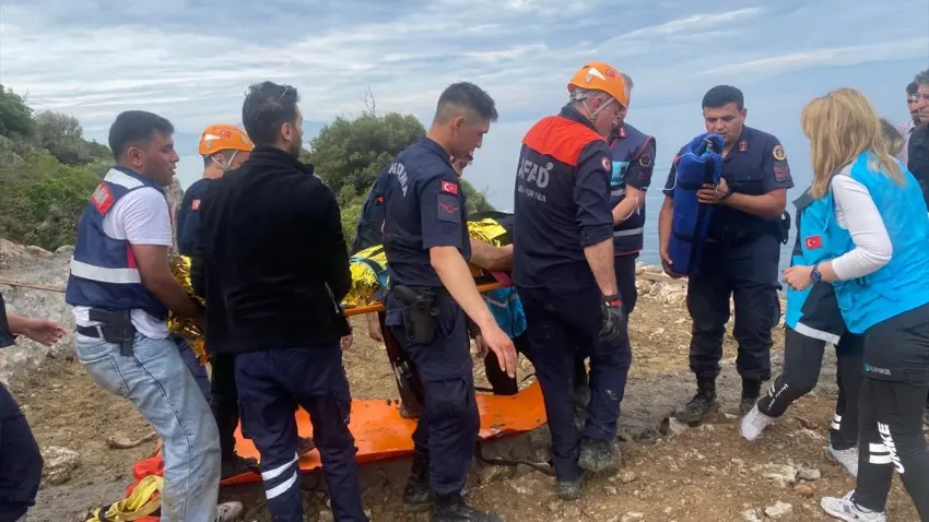 İzmir haber: Menderes’te yüksekten düşen jandarma personeli kurtarıldı