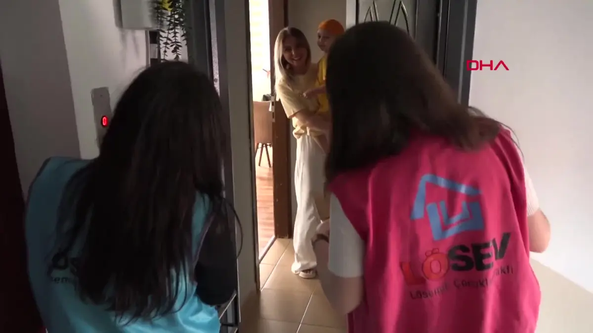 Kanseri yenen Batu’ya moral ziyareti görseli