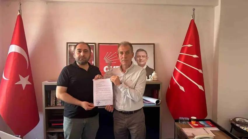  Ayvalık'ta CHP İlçe Başkanı Kılıçdaroğlu hakkında ihraç talebinde bulundu