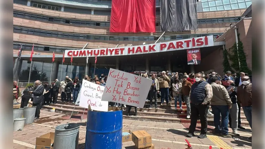 Eğitim-İş: Bu bir sivil darbe pratiğidir haberinin görseli