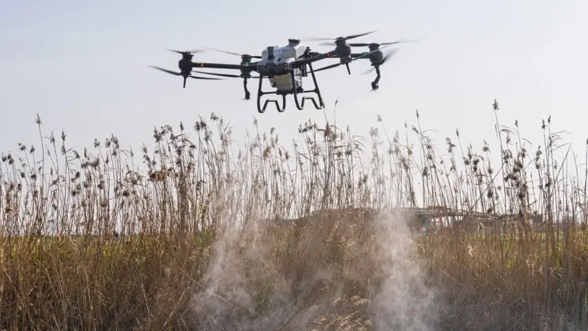dron ila&ccedil;lama