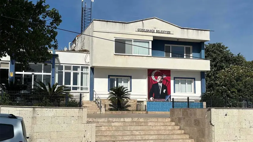 Güzelbahçe Belediyesi’ne operasyon: Mustafa Günay dahil 5 şüpheli adliyeye sevk edildi haberinin görseli
