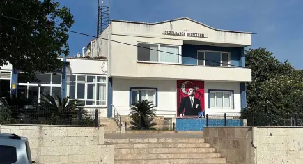 Güzelbahçe Belediyesi’ne operasyon: Mustafa Günay dahil 5 şüpheli adliyeye sevk edildi