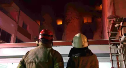 İzmir haber: Bornova’daki fabrika yangını 5 saatin sonunda kontrol altına alındı