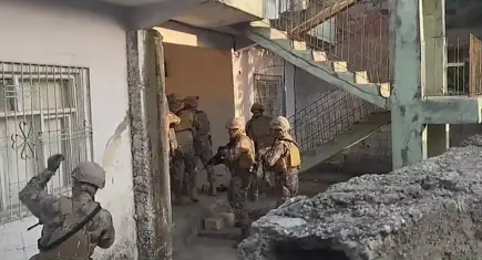 Silahlı suç örgütüne operasyon: 7 kişi tutuklandı