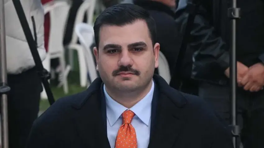 AK Partili İnan’dan 27 Mayıs yıl dönümünde Özgür Özel’e sert gönderme haberinin görseli
