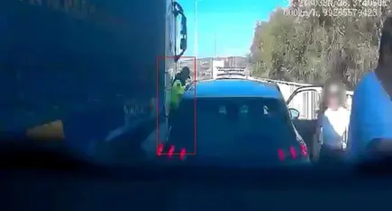 Çeşme'de Jandarmaya çarpan Tır sürücüsü hakkında karar
