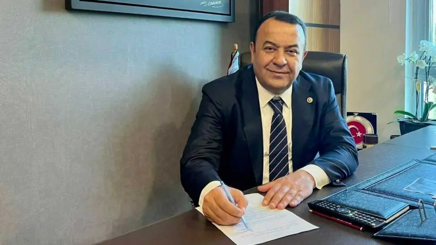 CHP'de "Militan" kavgası büyüyor! Adnan Beker'den Kılıçdaroğlu'na rest