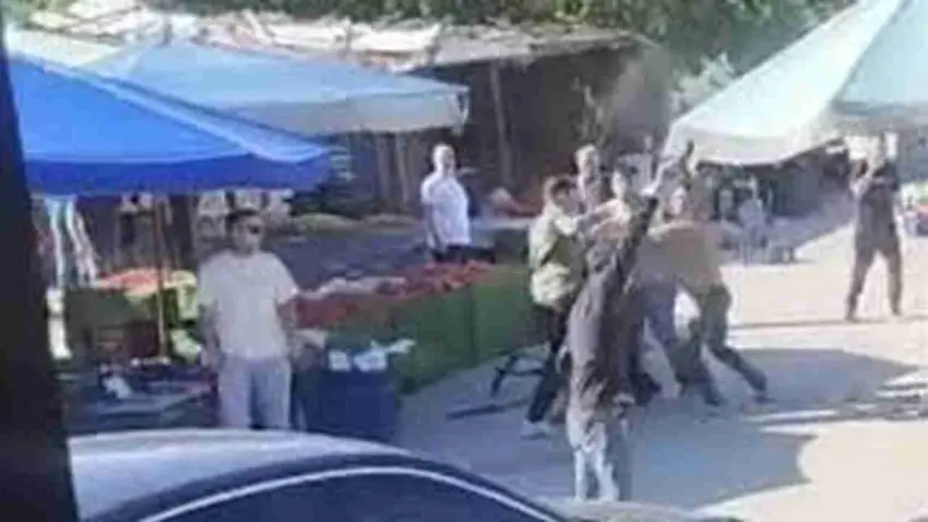 İzmir haber: Foça’da pazar kavgası haberinin görseli