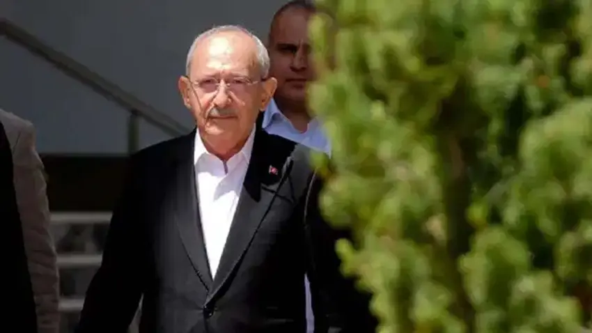 Kemal Kılıçdaroğlu, Özel’in sandık çağrısına yanıt verdi: Kurultayı devre dışı bırakamazsınız haberinin görseli