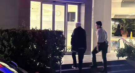 Zülfü Livaneli’nin eşi Ülker Livaneli merdivenden düştü