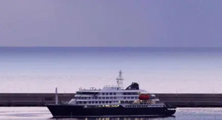 Avustralya, hantavirüs görülen gemideki 6 yolcunun karantina süresini uzattı